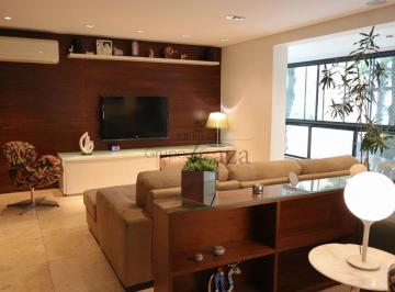Apartamento de 4 quartos, São Paulo · Apartamento/Padrão - Moema - 4 Dormitórios - 172m²