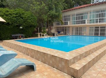Casa · 292m² · 5 Quartos · 4 Vagas · Casa com área verde no lote no Setor de Mansões do Lago Norte SMLN 5 quartos 3 suítes aceita financ