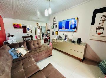 Casa · 310m² · 9 Quartos · 4 Vagas · VENDE CASA QNA 9 TAGUATINGA NORTE ACEITA FINANCIAMENTO E FGTS