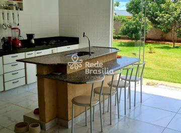 Casa · 300m² · 3 Quartos · 4 Vagas · Casa com 3 quartos Condomínio Prive Altiplano Leste a venda Jardim Botanico não aceita financiamento