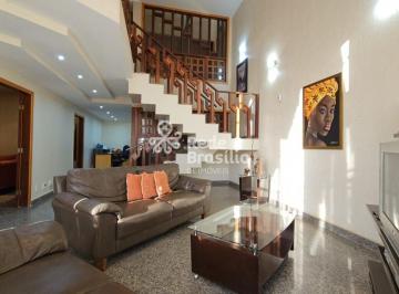 Casa · 300m² · 3 Quartos · 6 Vagas · Casa com 3 quartos do à venda Taguatinga Norte DF Aceita financiamento FGTS avalia permuta troca