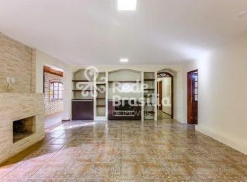 Casa · 2500m² · 6 Quartos · 3 Vagas · Casa 6 quartos 4 suítes terreno de 2.500 m² energia solar aceita financiamento FGTS - Park Way - Bra