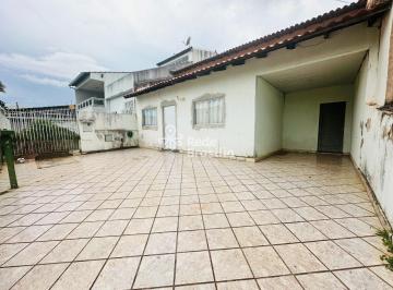 Casa · 200m² · 4 Quartos · 3 Vagas · VENDE CASA 4 QUARTOS QE 34 GUARÁ 2 LOTE 200 METROS ACEITA FINANCIAMENTO E FGTS