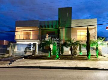 Casa · 400m² · 5 Quartos · 4 Vagas · Casa Sobrado Alto Padrão 5 Suites Terreno Quitado e Escriturado Colonia Agricola Samambaia Vicente P