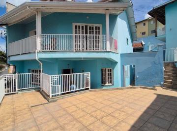 Casa · 369m² · 7 Quartos · 3 Vagas · EXCELENTE SOBRADO COM 2 CASAS NA VILA APARECIDA!