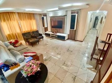 Apartamento de 3 quartos, Brasília · SQS 208- APARTAMENTO REFORMADO- 3 QUARTOS, SUÍTE, ARMÁRIOS- DCE- VAGA DE GARAGEM 9.9291-5725