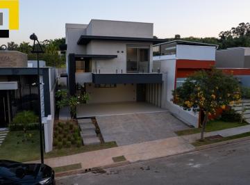 Foto 01 · CASA 238M² COM 3 SUÍTES NO CONDOMÍNIO BRISAS DA MATA, NO JARDIM DAS SAMAMBAIAS, EM JUNDIAÍ