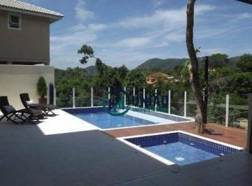3c07ea260d300dddb1cac5b5ed8f56be7f068972 · Espetacular casa em condomínio fechado, com 4 dormitórios, sendo 3 suítes, piscina, churrasqueira,  