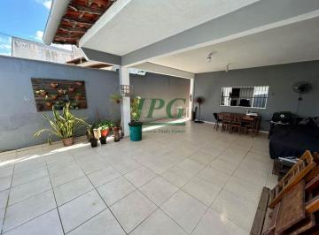 Casa de 3 quartos, Guarapari · Casa de 3 Quartos com 1 Suíte e Quintal Frente/Fundos no São Judas Tadeu - Guarapari, ES