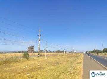 Foto 01 · FRENTE BR-060 ÁREA PARA AGRO-INDUSTRIA COM 31 HECTARES