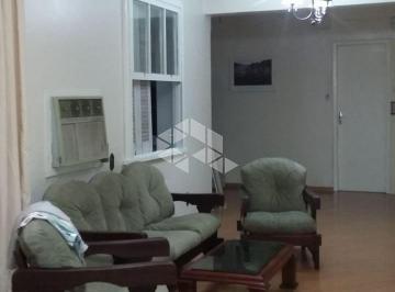 Apartamento · 106m² · 3 Quartos · Apartamento com três quartos e sacada, no Centro Histórico
