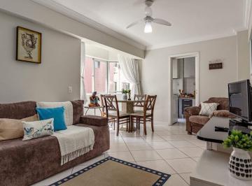 Apartamento · 49m² · 1 Quarto · Apartamento à venda no Centro em Balneário Camboriú.