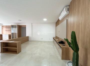 40ce6f31-14b9-46bf-a8ae-25527e7dc13f · APARTAMENTO REFORMADO COM AMBIENTES GENEROSOS E MUITA LUZ!
