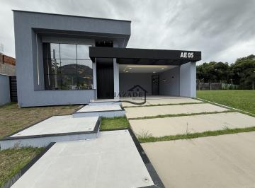 Casa · 190m² · 3 Quartos · 2 Vagas · Casa nova 3 quartos área de lazer completa no Condomínio Alphaville 1/Maricá