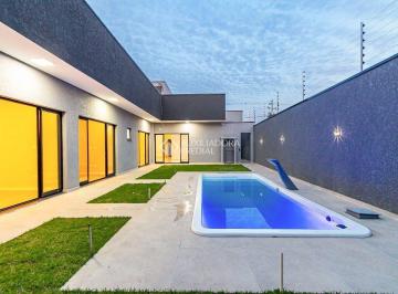 Casa · 202m² · 3 Quartos · 5 Vagas · CASA TERREA COM PISCINA - 3 QUARTOS (3 SUÍTE) - CENTRO - PIRAQUARA