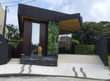 Casa · 550m² · 6 Quartos · 4 Vagas · A venda 6 Suítes Em 550 m2