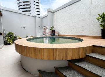 Apartamento · 230m² · 4 Quartos · 2 Vagas · Ed. Luiz Porciúncula, Apto. Duplex, Cobertura com Piscina Privativa, com 4/4, sendo 2 suítes e 2 vag