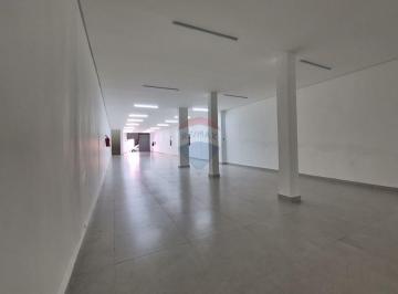 Comercial · 350m² · Loja ampla com 350m2 Reformada na Hallfeld