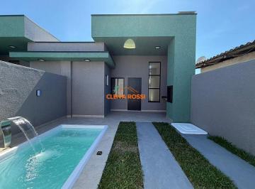 Casa · 54m² · 2 Quartos · 3 Vagas · Casa com Suíte e Piscina a Venda Matinhos