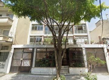 Apartamento · 195m² · 3 Quartos · 1 Vaga · Apartamento no Bom Retiro com 3 quartos, sala para 3 ambientes, copa e cozinha, área de serviço.