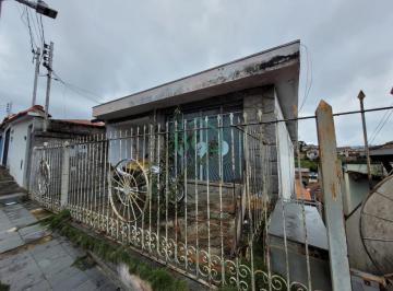FACHADA · Excelente casa á venda no bairro Estancia São José em Poços de Caldas MG.