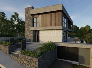 30 - Fachada imagem projeto · Casa de 382m² com 3 suítes em Cacupé