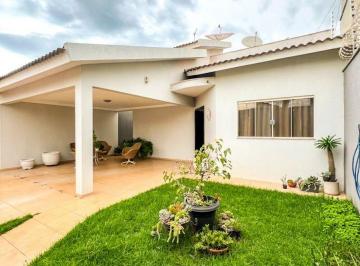 Casa de 3 quartos, Rio Verde · Casa à Venda no Solar do Agreste | 198 m², Suíte, Quintal e Garagem Coberta