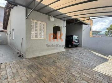 Casa · 220m² · 3 Quartos · 3 Vagas · Casa linear com 3 quartos e 4 vagas no Bairro Santa Amélia