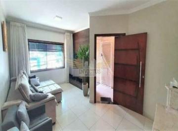 Casa · 174m² · 3 Quartos · 3 Vagas · Sobrado com 3 Quartos para Alugar, 174m² - Vila Apiaí, Santo André/SP.