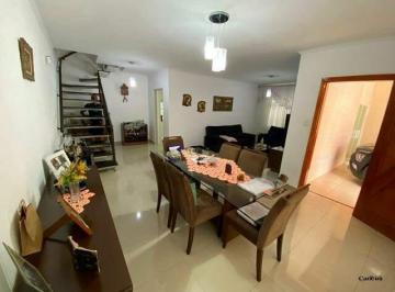 Casa · 200m² · 3 Quartos · 6 Vagas · Lindo sobrado na Penha