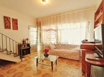 Casa · 100m² · 2 Quartos · 2 Vagas · Casa à venda com 150m², 3 quartos e 2 vagas