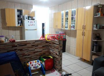 Casa · 250m² · 4 Quartos · 2 Vagas · Excelente Oportunidade de Investimento - Imóvel com Renda Garantida!