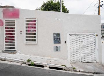Comercial · 16m² · Sala comercial na Rua Água da Rosa, N. 243 • 16 m²