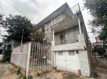 Comercial · 135m² · 1 Vaga · Casa comercial na Rua Embaixador João Neves da Fontoura, N. 114 • 135 m²