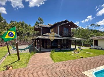 Rural · 330m² · 3 Quartos · 3 Vagas · Sítio à Venda em Escalvados Navegantes, 3 Quartos, 330m²