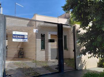 Casa · 110m² · 3 Quartos · 1 Vaga · Casa com 03 dormitórios - Jardim Itália