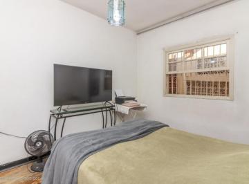 IMG_20260612_185059_000.jpeg · Aconchegante casa para venda em Vila Santa Catarina com 5 quartos, sendo 1 suíte, 115m² - remaxares#