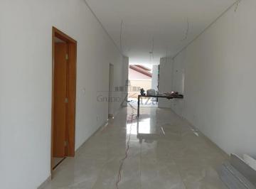 Casa · 212m² · 3 Quartos · 2 Vagas · Oportunidade - Casa em Condomínio - Condomínio Bosque dos Manacás - Jardim Jacinto - 3 Dormitórios -