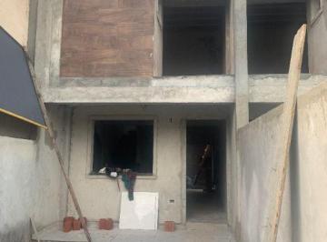 93ad947b81c37df13c8f6f4d953a424dc50fabd4 · Sobrado novo de lançamento no Bairro Caiua
