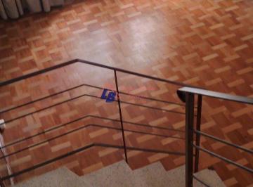 Casa · 192m² · 4 Quartos · 2 Vagas · Otimo Sobrado prox. ruas das figueiras