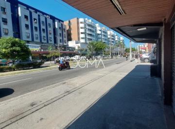 Comercial · 60m² · 1 Vaga · Loja com vaga de estacionamento próxima ao Centro, Cabo Frio/RJ