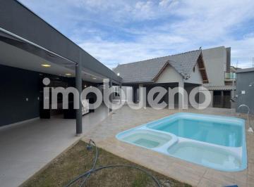 acakam2otlkzji2yzi3zmyy_md · Imóvel alto padrão com 04 suítes e 542m², área gourmet completa, terreno amplo