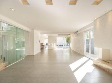 bf837b2b454c2710e31fdef14c48d44179bd3f51 · Casa de Alto padrão com 3 suítes à venda em condomínio em Santa Felicidade