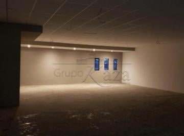 Comercial · 250m² · 3 Vagas · Oportunidade - Prédio Comercial - Jardim Ismênia - 316m² - Aceita permuta.