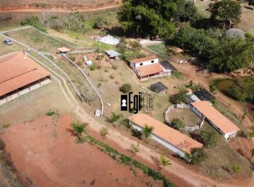 6fe0b67e29912ccbb21222343f8ede06b00f6f48 · Sítio com 7 dormitórios à venda, 200000 m² por R$ 790.000,00 - Zona Rural  - Lima Duarte/MG