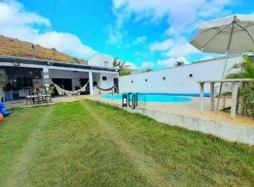 4676d00e9dbb5dabd231b7a8287969482ff0ddab · Casa com 2 dormitórios à venda, 120 m² por R$ 299.900,00 - Filgueiras - Juiz de Fora/MG