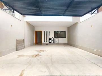GARAGEM · Casa com 3 dormitórios à venda, 235 m² no Bairro Aeroporto por R$ 920.000