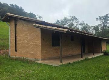 230af68067bdfdce0a0b723654e23953c329c51b · Chalé 2 dorms - Área de 20.000 m². Fazenda Aracatu R$ 900.000 - ESTRADA CUNHA X PARATY