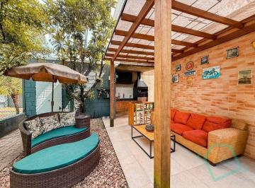 69f59843416f4b37c539efe0e0eee44512f3ee8c · Casa com 3 dormitórios à venda, 190 m² por R$ 1.190.000,00 - Granja Viana - Cotia/SP