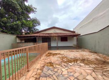 Casa · 267m² · 2 Quartos · 4 Vagas · Casa à venda e com 147,57m² de área útil e 02 quartos suítes no bairro Residencial Parque dos Lagos,